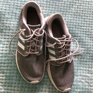 Woman’s Adidas Sneakers